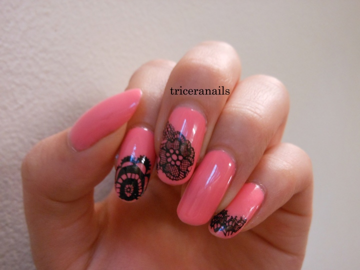 Lace Nails 1
